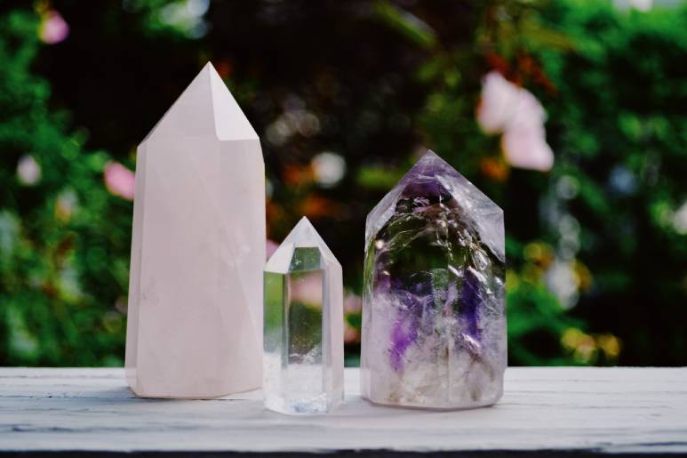 6 CRYSTAL RITUALS FOR SOME MUCH-NEEDED ENERGY HEALING